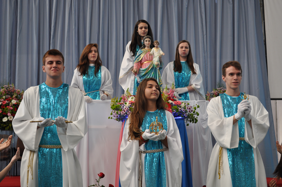 Coroação de N. S. Auxiliadora - Ensino Médio